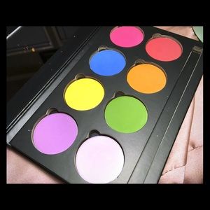 Professional Contour palette and eyeshadow palette